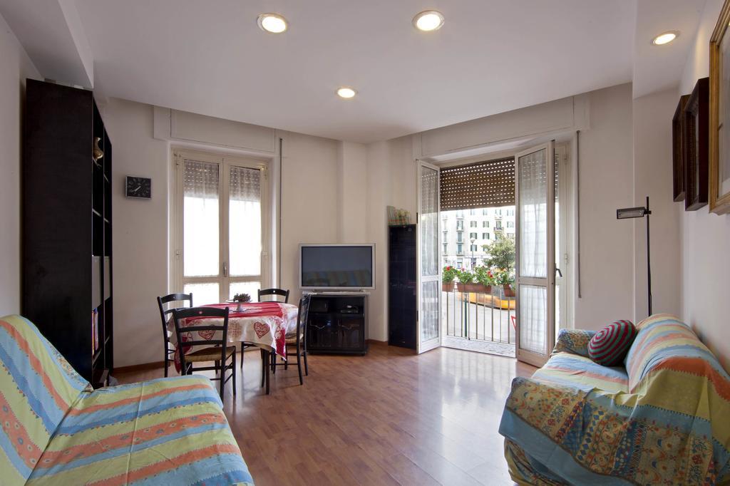 La Piazza Al Vomero Napoli Ngoại thất bức ảnh